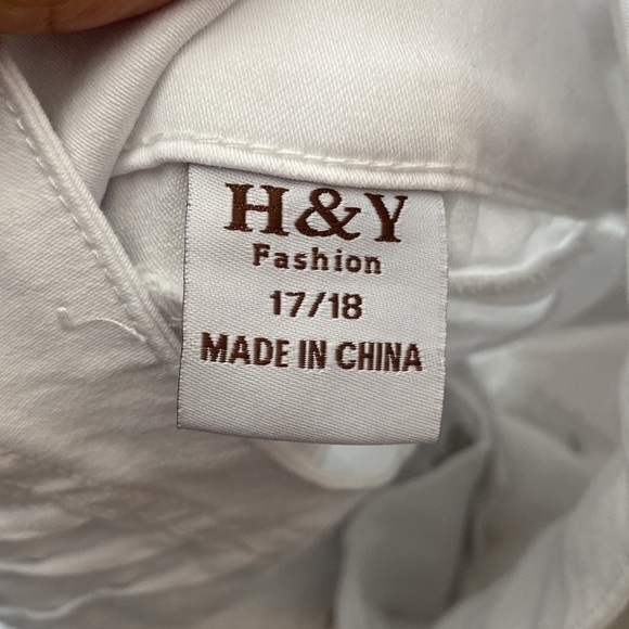 NWT H&Y White Distressed Plus Size Colombian Jeans - Picture 8 of 9